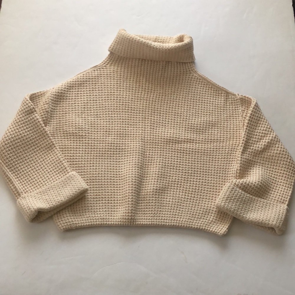 Free People Sweater - Picture 8 of 9